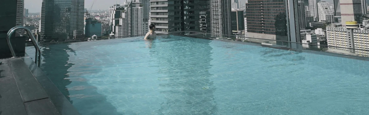 Roof Top Pool Dubai