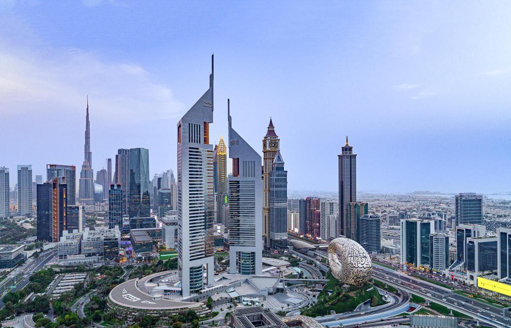 Jumeirah Emirates Towers - main image