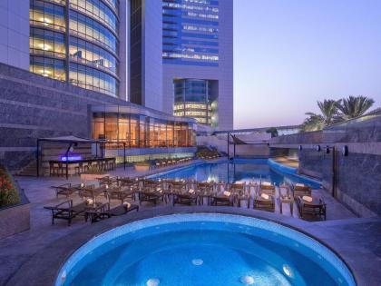 Jumeirah Emirates Towers - image 10