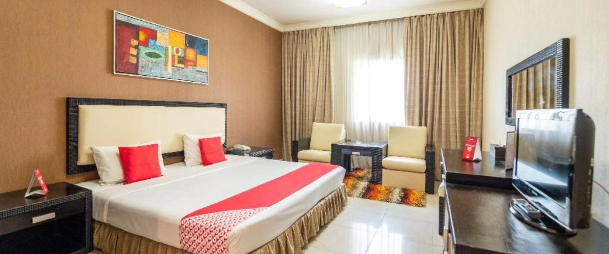 Crystal Plaza Hotel Review